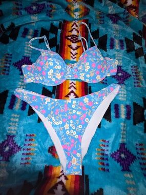 SHEIN Blue Floral Bikini Set